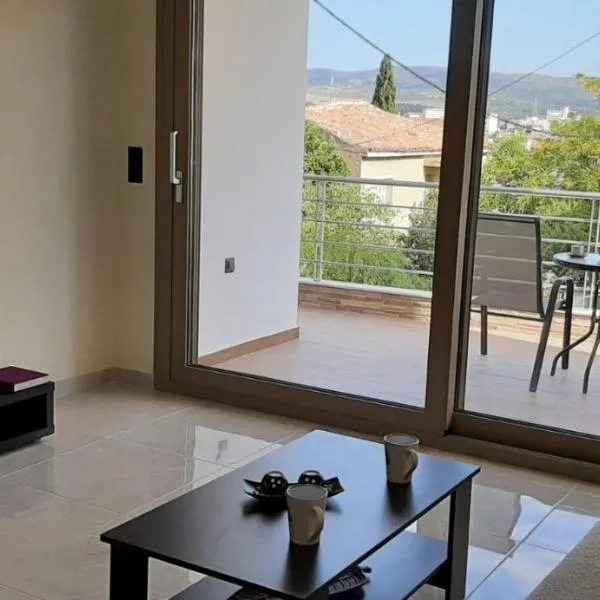 AYRA ROOMS ALIVERI, hotel v destinaci Alivérion
