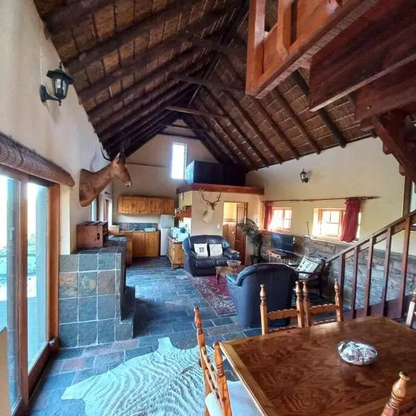 Fijnbosch Self Catering Chalet, хотел в Hankey