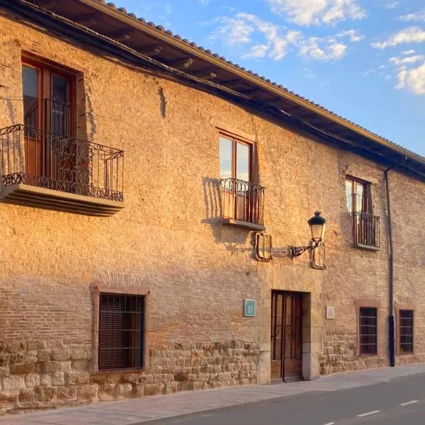 Hostal El Palacio, hotel in Matallana de Valmadrigal