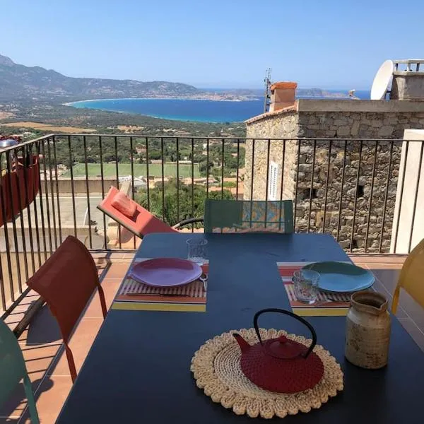 Studio Cocoon avec vue sur la baie de Calvi, hotell Lumios