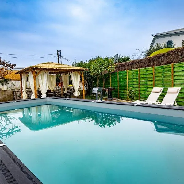 Villa Conchiglia blu con piscina, hotel v destinaci Forio d'Ischia