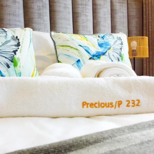 Precious Paradise Zimbali Blvd, ξενοδοχείο σε Melville