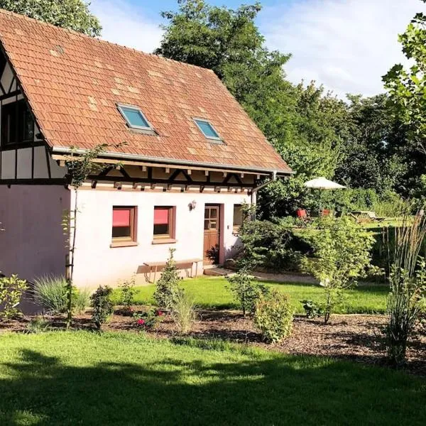 La Mouette Rose - a zen guest-house in Lauterbourg, hotell i Mothern