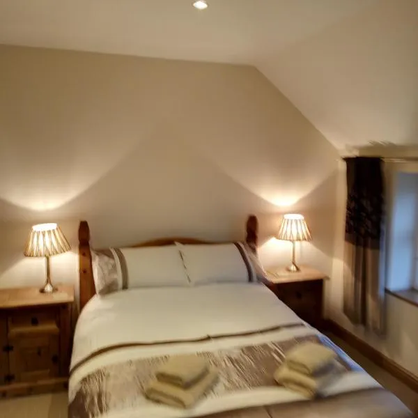 Deuglawdd, hotel di Pwllheli
