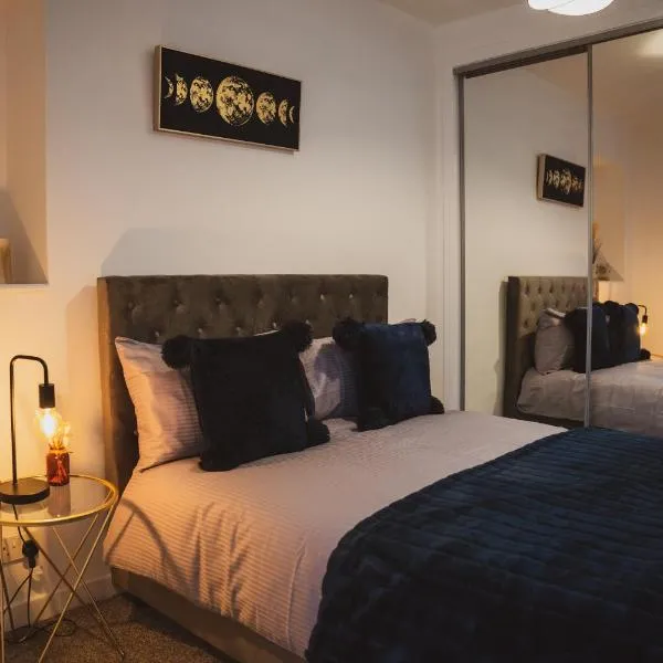 1 bedroom flat with easy parking/public transport, hotel v destinaci Dundee
