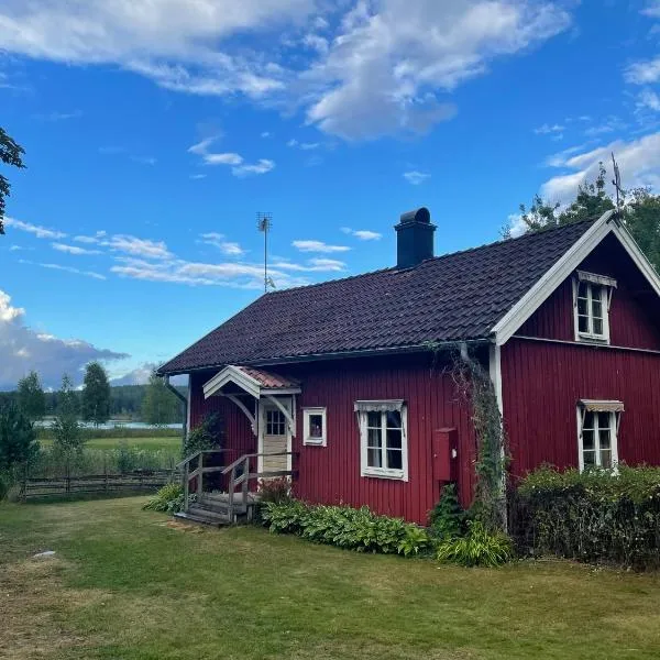 Runeholm, hotel in Hällerum