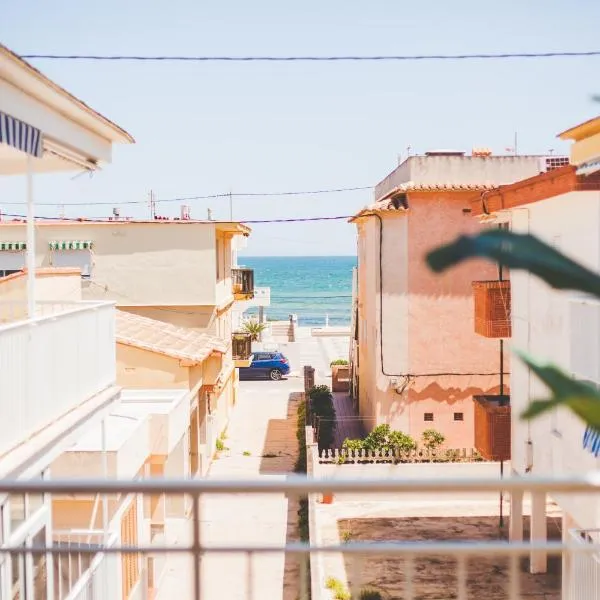 Apartamento con VISTAS AL MAR, hotel em Oliva