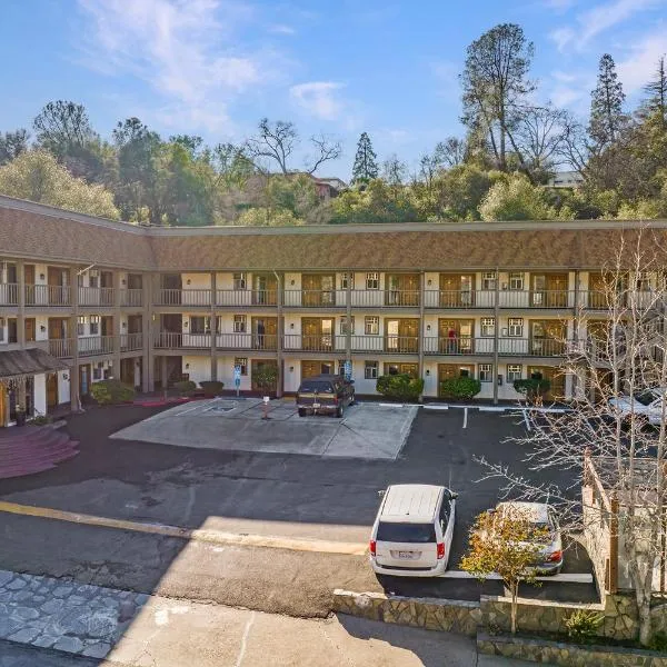 Heritage Inn - Yosemite/Sonora, hotel v destinaci Sonora