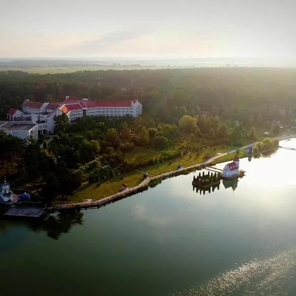 Санаторій Червона Калина, hotel a Klevanʼ