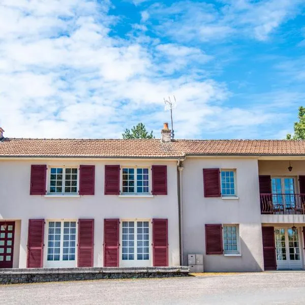 Maison familiale, hotel in Moncoutant