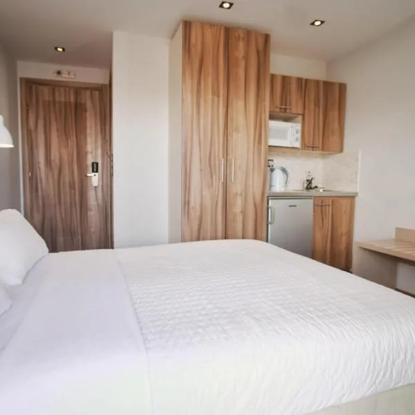Elements Rooms & Apartments, hotel v Aténách