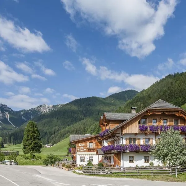 Speckstube Eggerhof, hotel a Braies