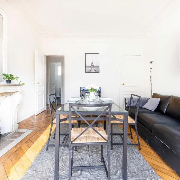Superb typical Parisian apartment in Rue Reaumur