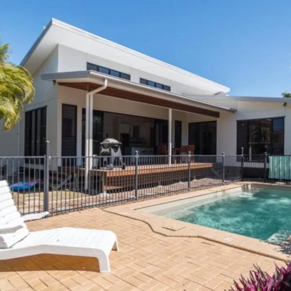 Barefoot Beach House, hotel v destinaci Horseshoe Bay