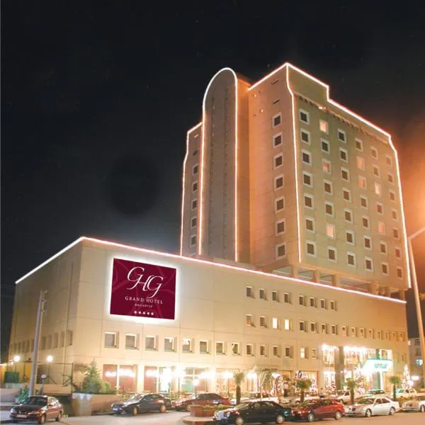 Grand Hotel Gaziantep, hotel en Dımışkılı