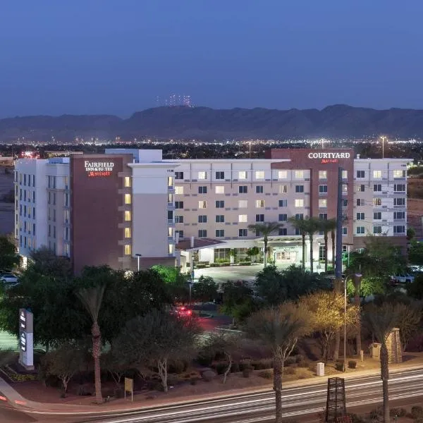 Fairfield Inn and Suites Phoenix Chandler Fashion Center, hotel en Chandler