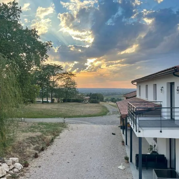 Ferme Hôtel Boulage, hotel v destinácii Marquefave