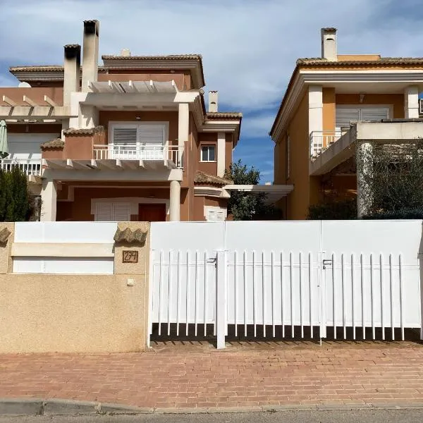 그란 알라칸트에 위치한 호텔 Magnífico Bungalow en Gran Alacant