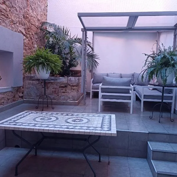 Piso encantador en el centro de Tarragona, hotel en Tarragona