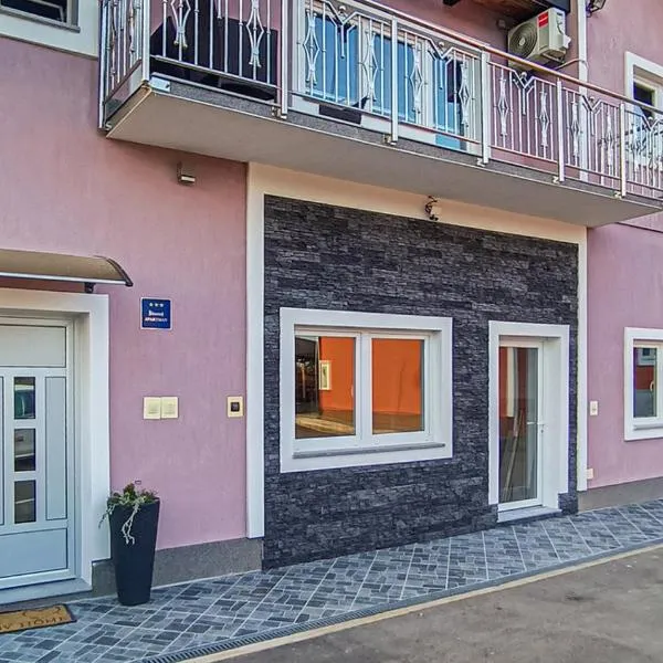Apartments Sweet Home, khách sạn ở Ličko Lešće