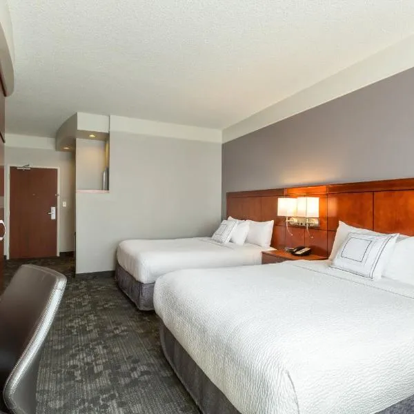 Courtyard by Marriott Houston Galleria، فندق في Bellaire Junction