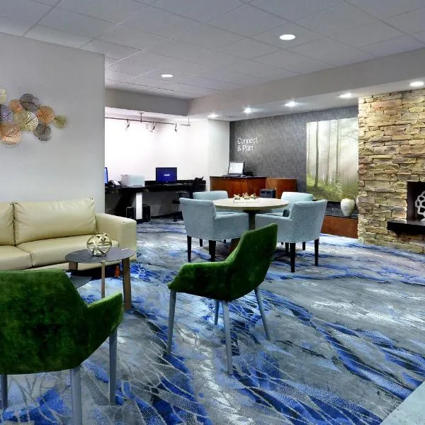 Fairfield Inn & Suites by Marriott Charlottesville North – hotel w mieście Charlottesville