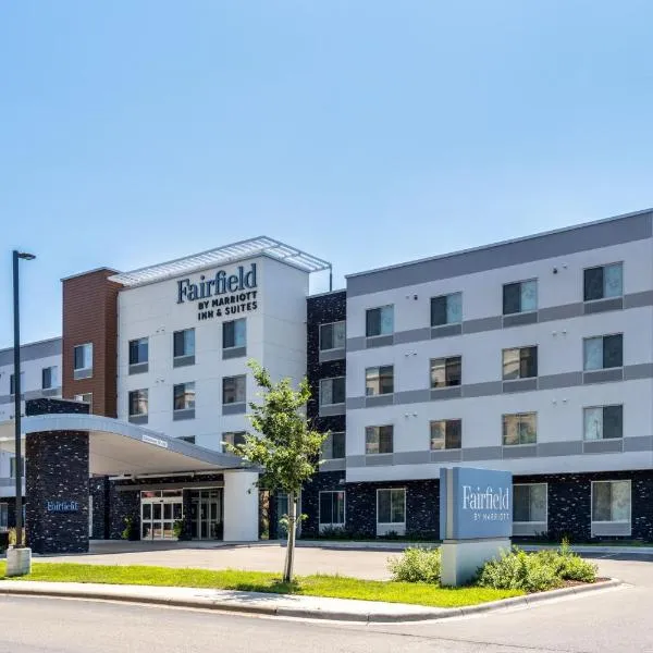 Fairfield Inn & Suites Minneapolis North, hotel v destinaci Brooklyn Center