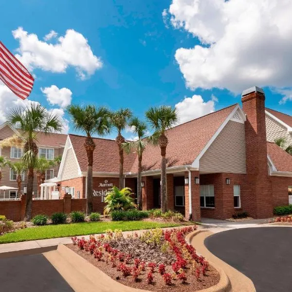 Residence Inn by Marriott Tampa at USF/Medical Center、Lake Magdaleneのホテル