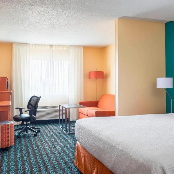 Fairfield Inn & Suites Lafayette، فندق في Elston