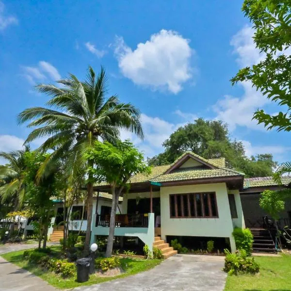 Poowadee resort, hotel v destinaci Hua Thanon