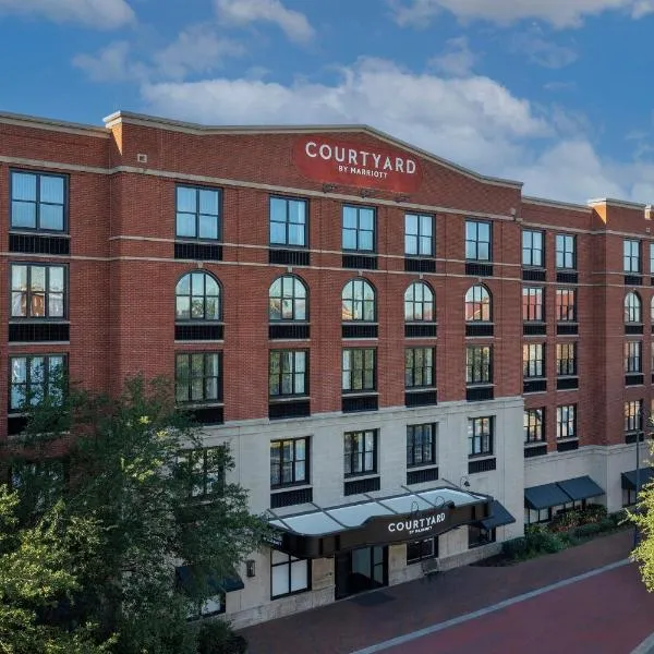 Courtyard by Marriott Savannah Downtown - Historic District, hotel en Savannah