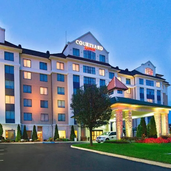 Courtyard Long Island MacArthur Airport, hotel v destinaci Ronkonkoma