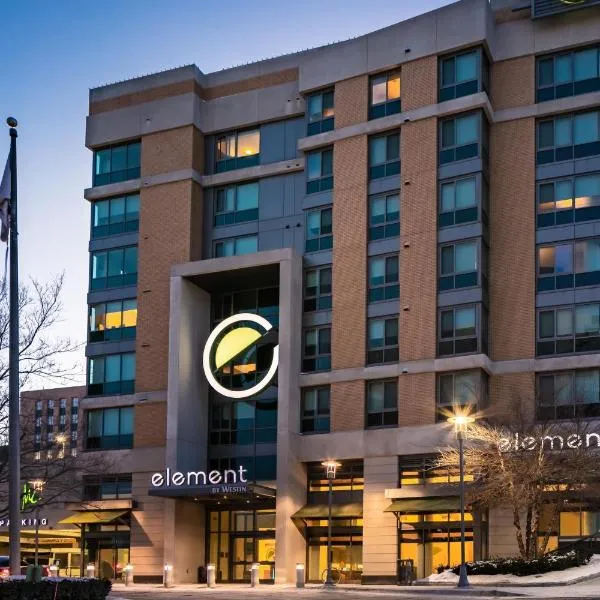 Element Omaha Midtown Crossing – hotel w mieście Omaha