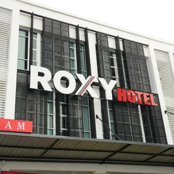 Roxy Hotel Aiman, hotel in Kampong Mangka