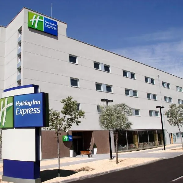 Holiday Inn Express Madrid-Getafe, an IHG Hotel, hotel en Getafe