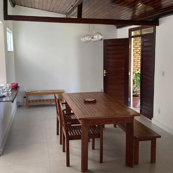 Casa aconchegante com piscina e muito espaço verde - Foto 5