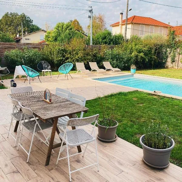 Maison chaleureuse, hotel in Villeneuve-sur-Lot
