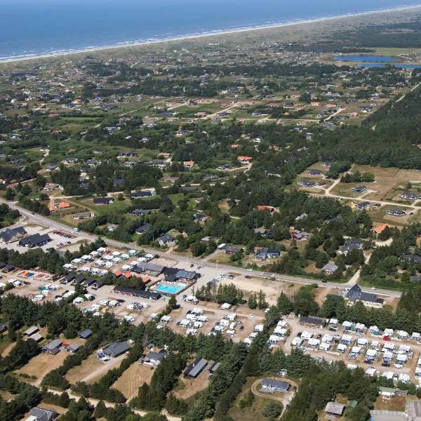 Vejers Family Camping & Cottages, hotell i Vejers Strand