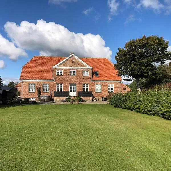 Store Sand, hotel in Møborg