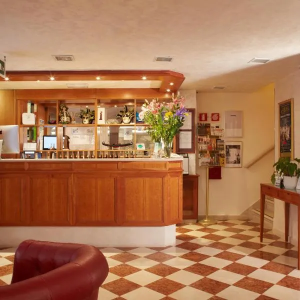 Hotel Commercio & Pellegrino, ξενοδοχείο στη Βενετία