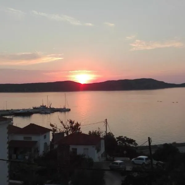 Artemis sunset view apartment, hotel in Pylos