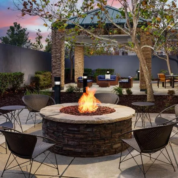 Courtyard by Marriott Sacramento Folsom, hotell i Folsom