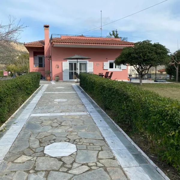 Villa Aris, hotel a Dhoúkas