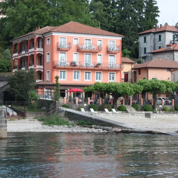 Albergo Riva, hotel v destinaci Reno Di Leggiuno