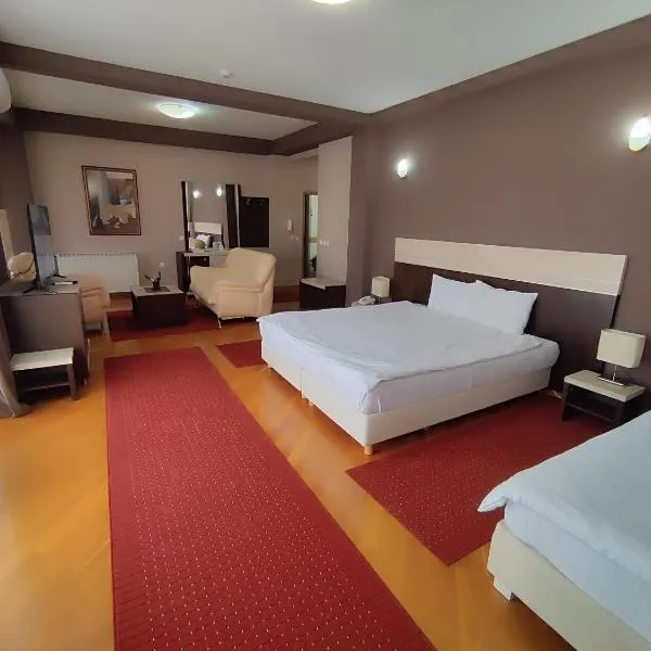 Premier Hotel, khách sạn ở Skopje