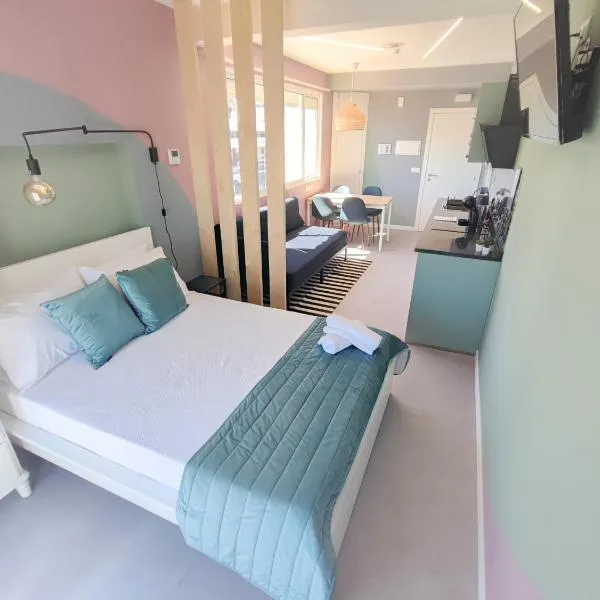 Social Lodge Happiness Studios, hotel em Funchal