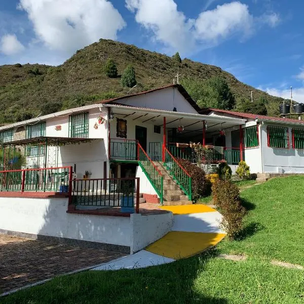 Hotel Cerro Fuerte, hotel v destinaci Sopó