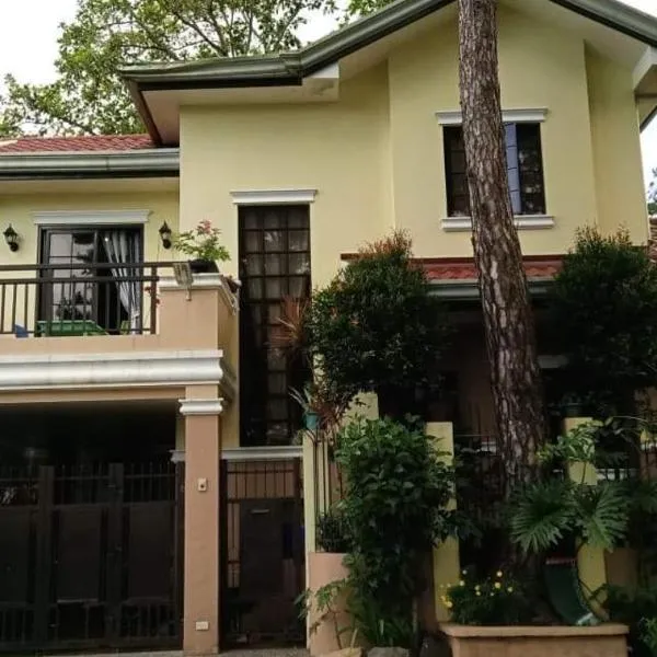 Charming Getaway @ The City of Pines, hotel v destinaci Baguio