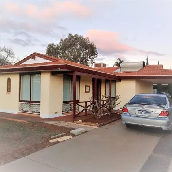 2BR house in West Lamington, hotel v mestu Kalgoorlie