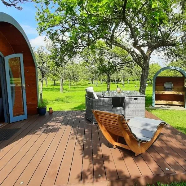 Orchard Farm Luxury Glamping and Campsite, hotel en Glastonbury